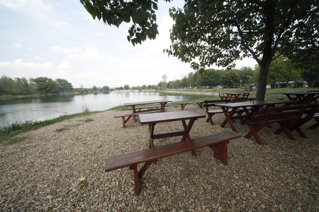 Camping Oaza Bela Crkva  Bagian luar foto